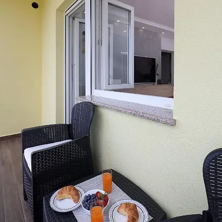 Rodela Apartment *